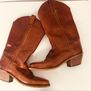 Authentic Worn-In Dingo Square Toe Unisex  Boots